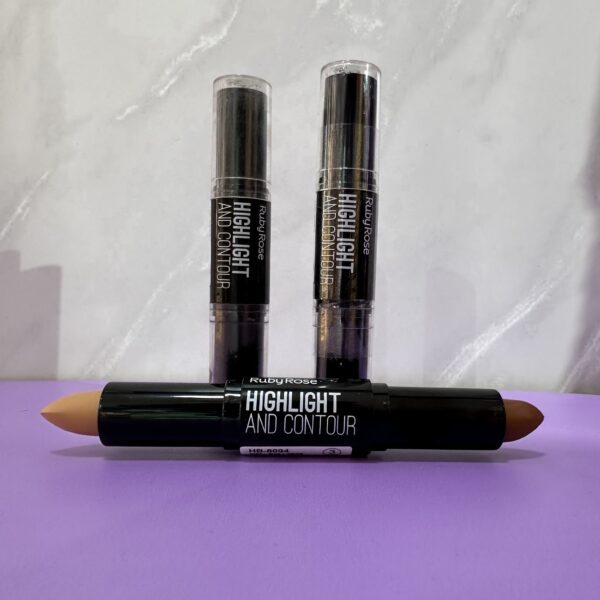 Corrector Highlight And Contour Ruby Rose